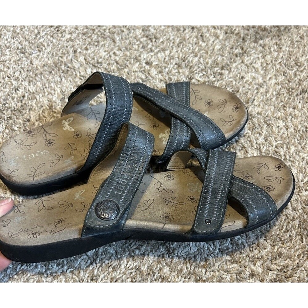 Taos Double U Sandals Womens 10 Pewter Grey Leather Strappy Comfort Slides